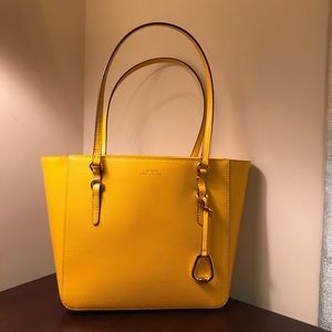 Beautiful mustard color Lauren bag 😀